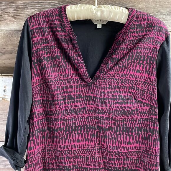 Coral Bay Ladies Vneck Pullover Blouse Top, Suze Small, Dark Red and Black - Picture 3 of 9